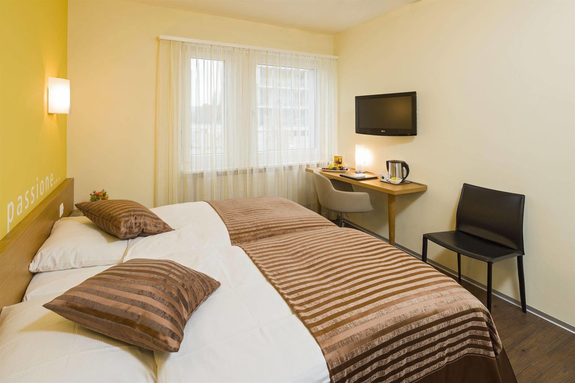 Sommerau-Ticino Swiss Quality Hotel Дітікон Екстер'єр фото